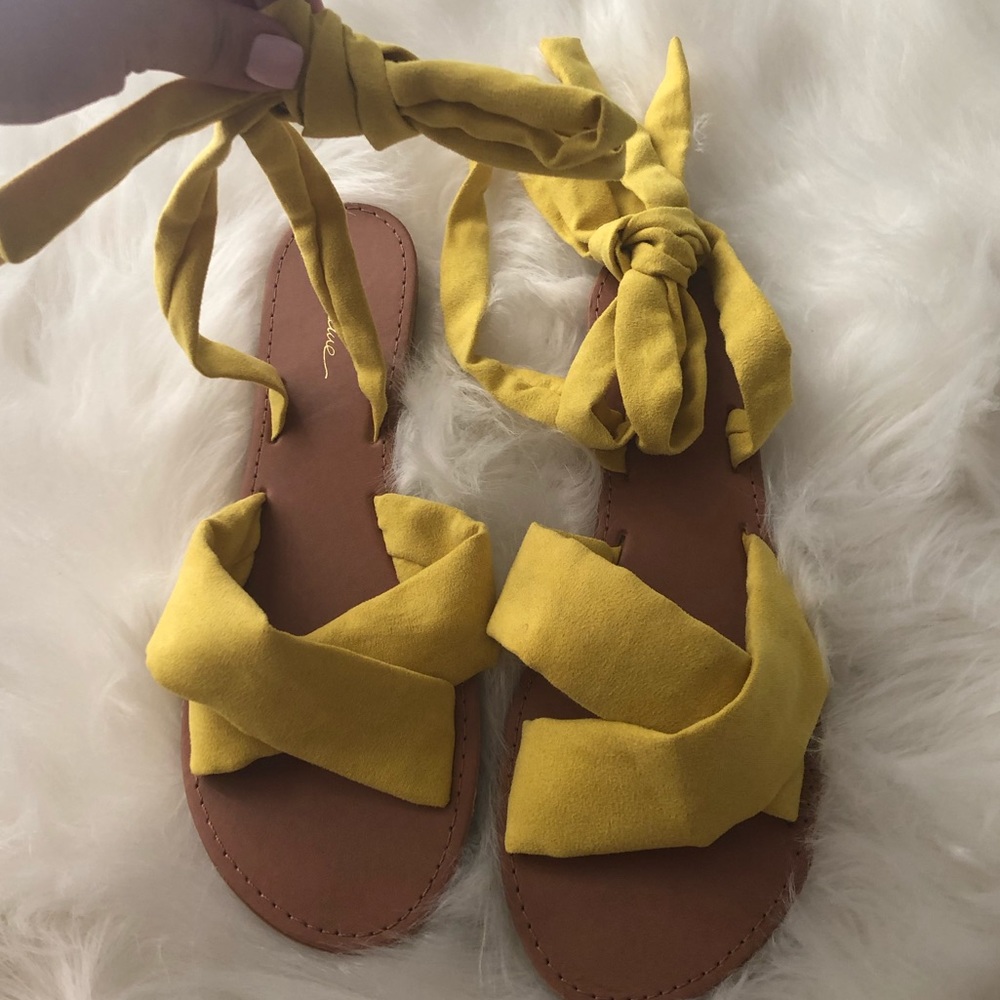 Sandals - Picture 3 of 3